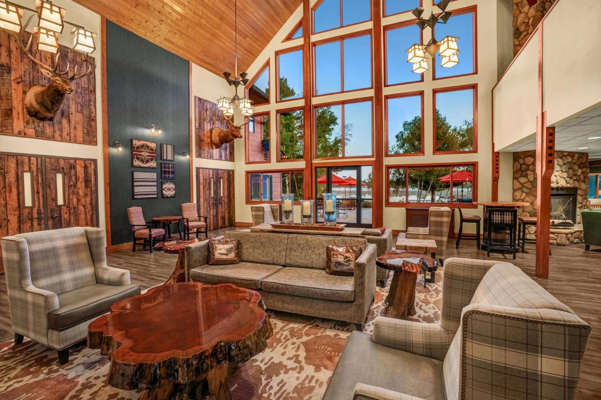 Holiday Inn Express & Suites Hayward By Ihg Esterno foto