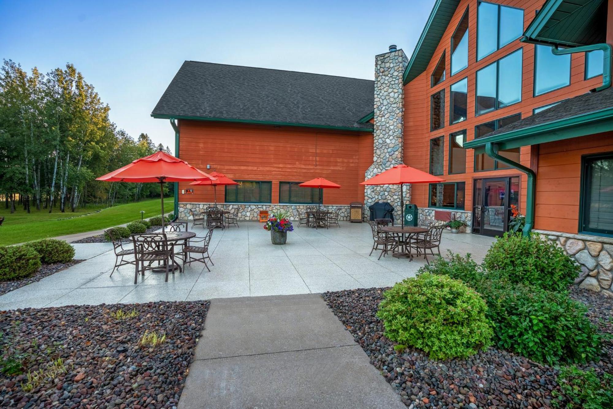 Holiday Inn Express & Suites Hayward By Ihg Esterno foto