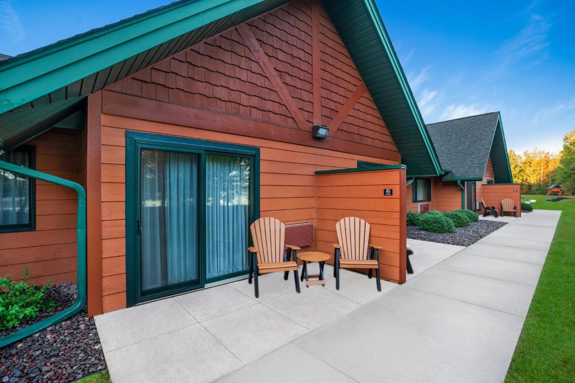 Holiday Inn Express & Suites Hayward By Ihg Esterno foto
